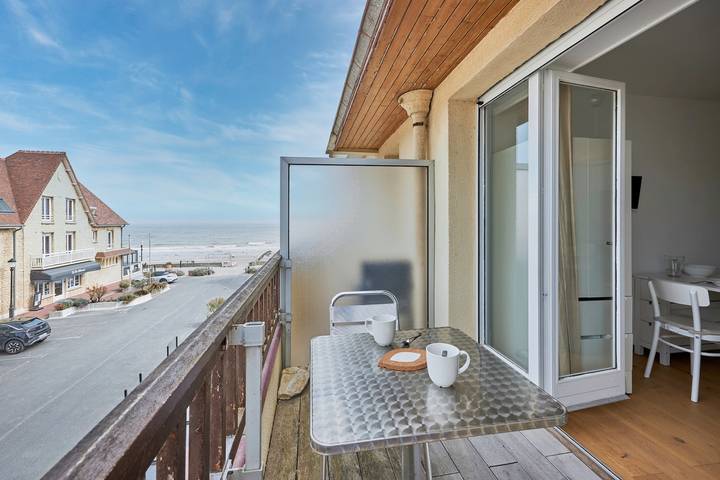Gîte pour 2 personnes, avec Balcon et Terrasse à Saint-Aubin-sur-Mer (Calvados)