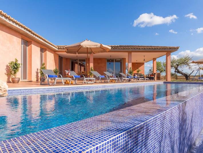 Finca für 8 Personen, mit Balkon/Terrasse und Garten sowie Pool auf Mallorca Inselmitte - 2