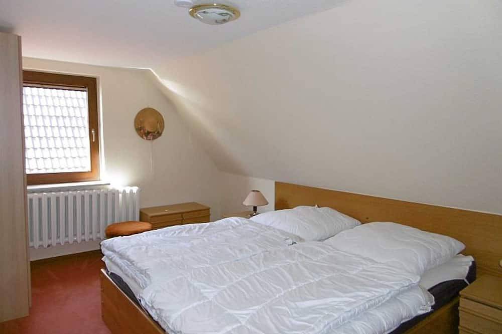 Ganze Wohnung, Rügen Fewo 108/2 - Ferienhaus 2 in Halbinsel Zudar, Garz/Rügen