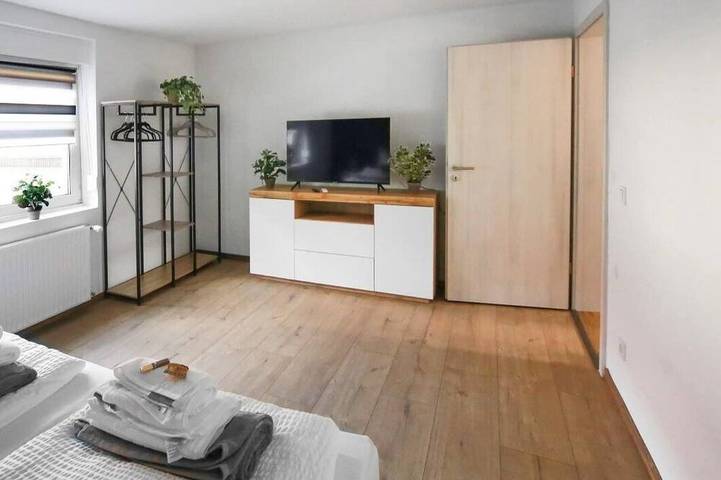 Ganze Wohnung, Erholsame Auszeit auf ca 100qm in Idylischer Lage mit großer überdachter Terasse in Samtgemeinde Dransfeld, Niedersachsen