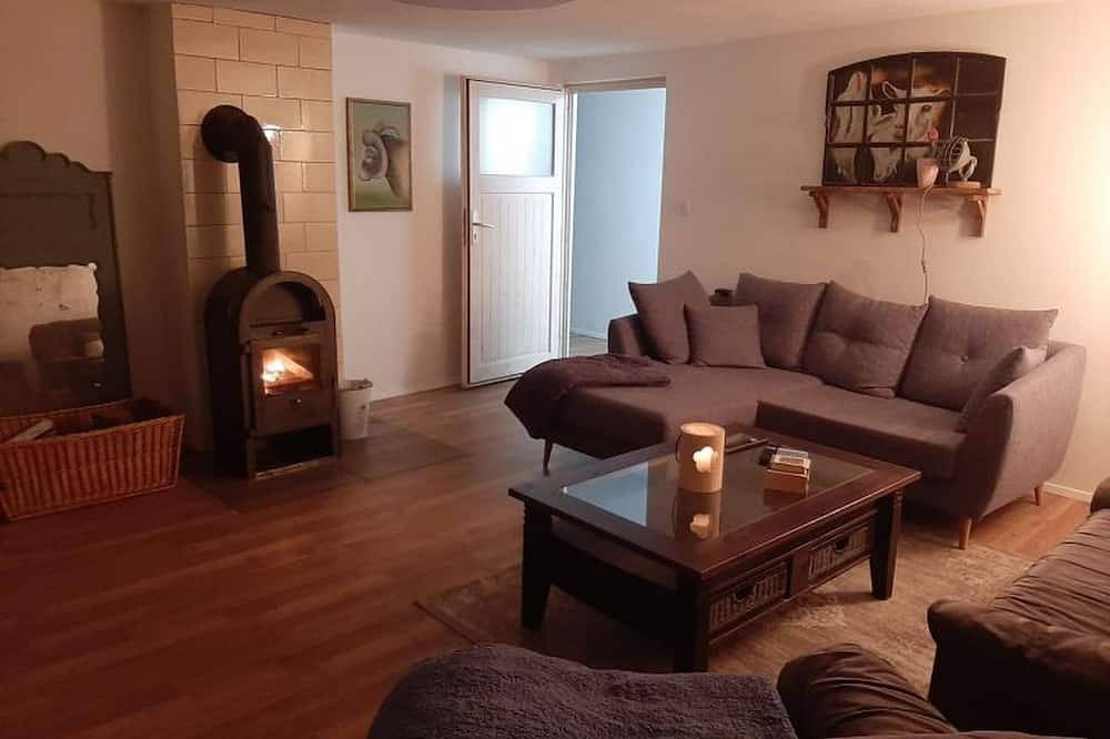Ganze Wohnung, Ferienenwohnung auf großer, idyllischer Hofanlage in Waddeweitz, Landkreis Lüchow-Dannenberg