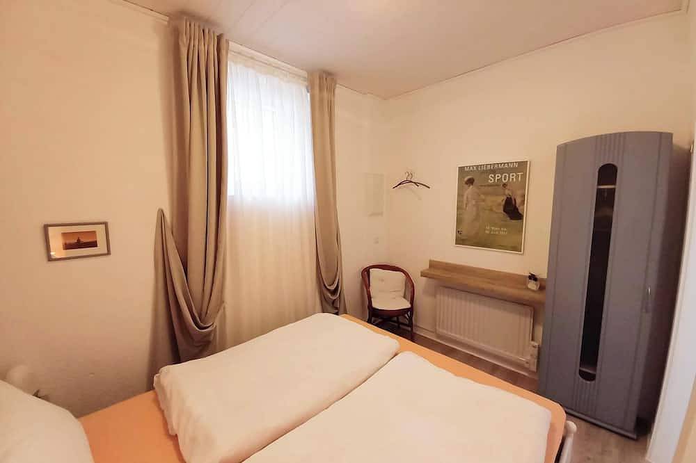 Separates Gästehäuschen in ruhiger, idyllischer Lage am Dresdner Elbhang in Loschwitz, Dresden