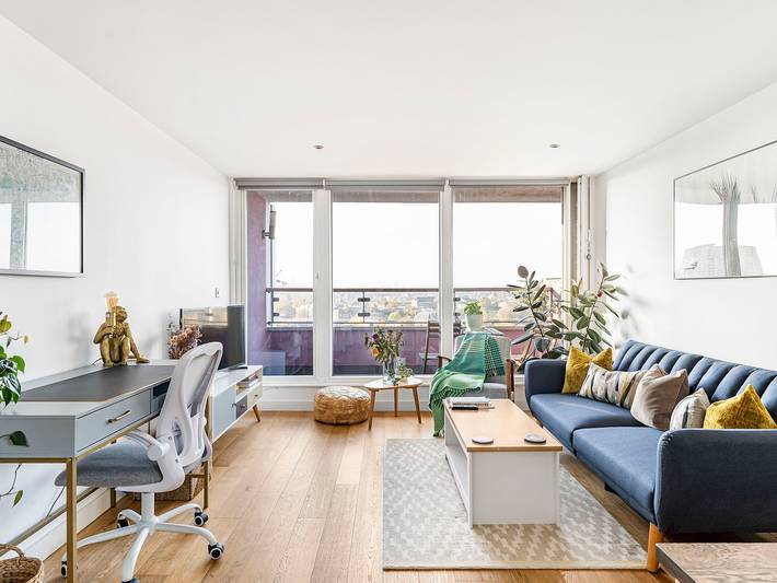 Glamping for 2 people, with terrace in London