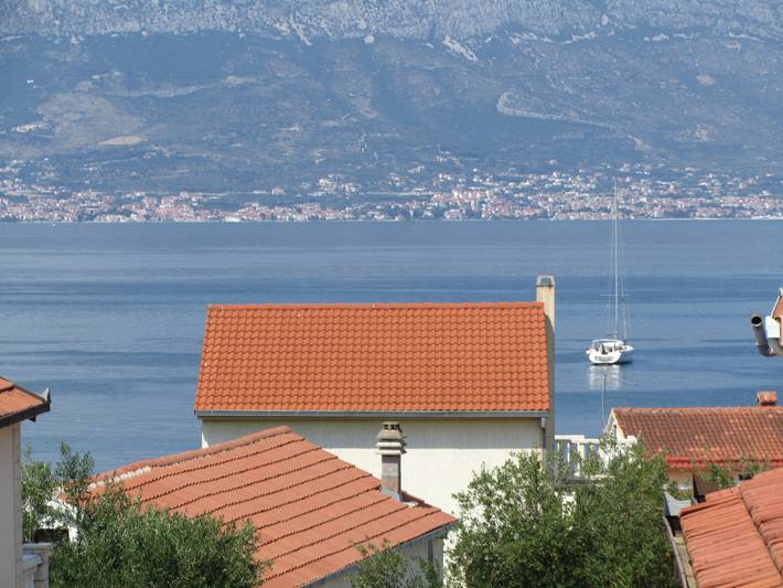 Apartament wakacyjny dla 4 osób, z balkon/ taras w Slatine