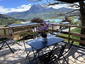 Gîte pour 4 personnes, avec terrasse et vue à Chorges