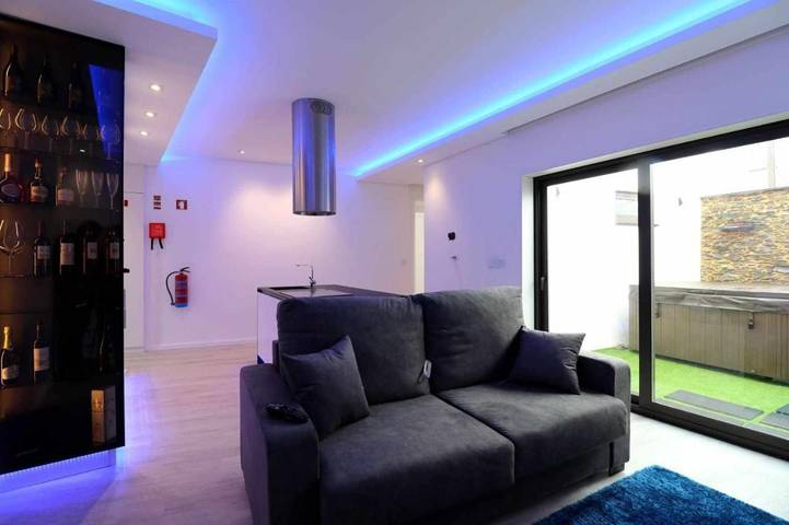 Location de vacances pour 2 personnes, avec jardin ainsi que jacuzzi et balcon à Ovar - 2