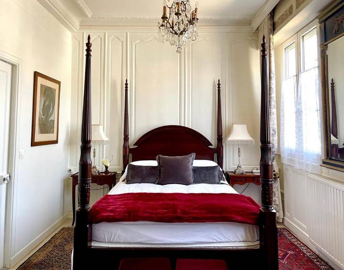 Chambre d’hôte pour 2 personnes, avec vue et jardin, animaux acceptés à Corbie