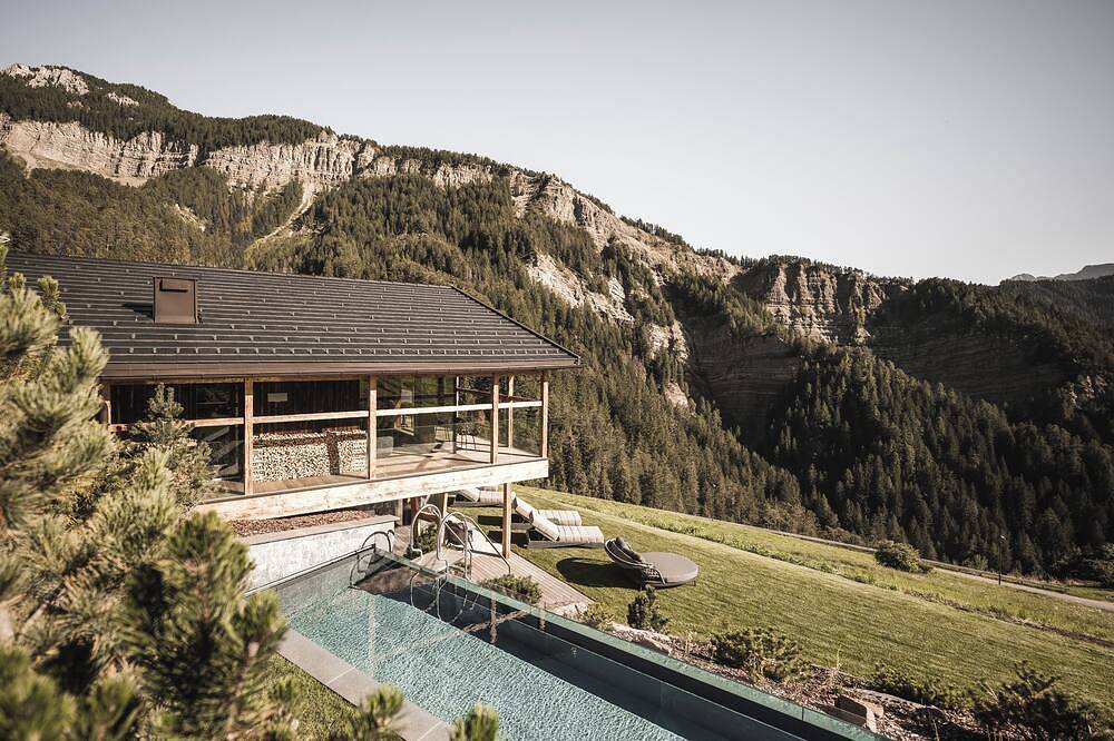 Chalet Vilaiet by Fantasia Villas in St. Ulrich in Gröden, Dolomiti Superski