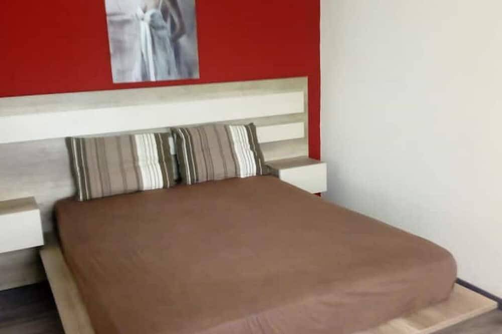 A beautiful house, close to the city centre and only five minutes from Meteora. in Kastraki, Kalambaka