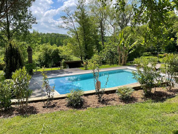Villa pour 4 personnes, avec jardin et piscine en Gironde