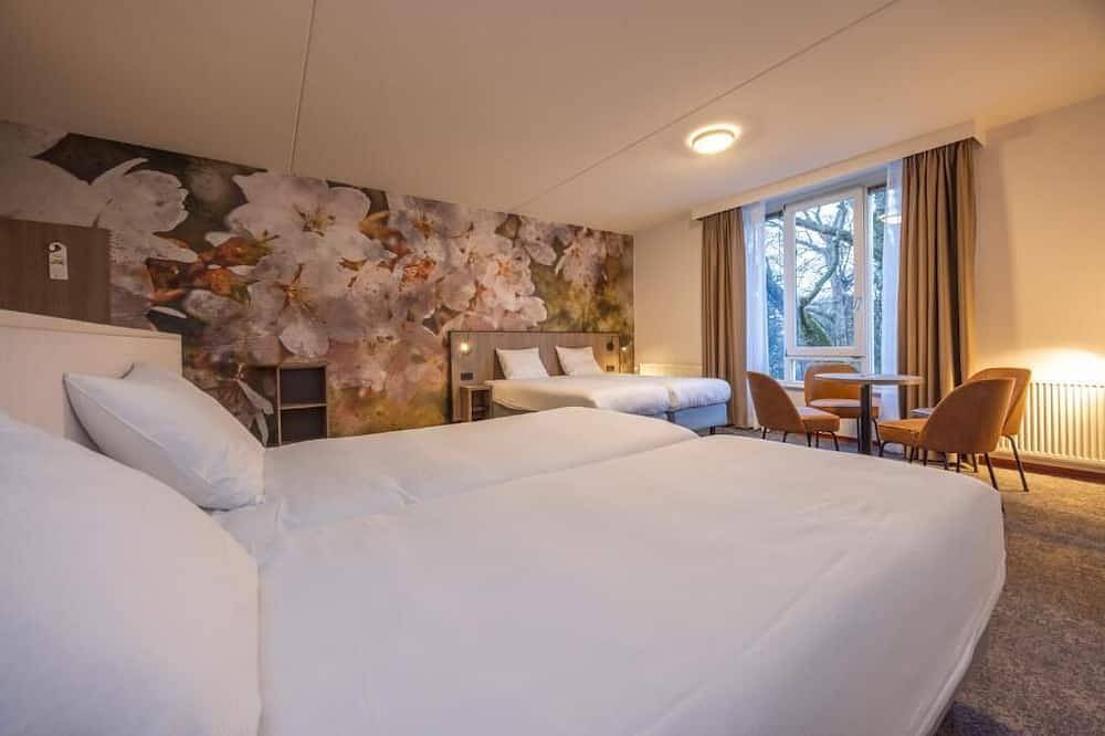 Ganze Wohnung, Scenic Room Near Nijmegen Perfect for Family Adventures! Indoor Pool, Parking! in Betuwe