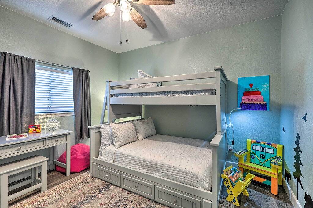 Pet-Friendly Flagstaff Escape w/ Fenced-In Yard! in Flagstaff, Coconino Nationalwald