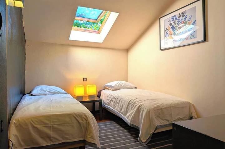Ganze Wohnung, 100%ruhig in Uzès! 70qm, klim.+ eig. Terrasse, 2 Schlafz., Pool 10X5, 1ha Garten in Uzès, Nimes und Umgebung