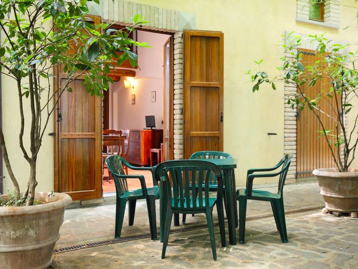 Gîte pour 4 personnes, avec jardin ainsi que sauna et terrasse, animaux acceptés à Pérouse - 4