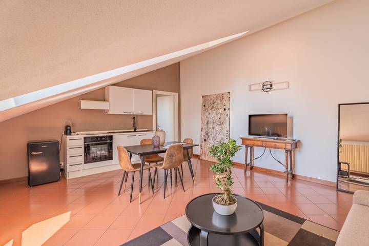 Appartamento intero, Piazza Michele Ferrero - Bilocale in Alba, Langhe