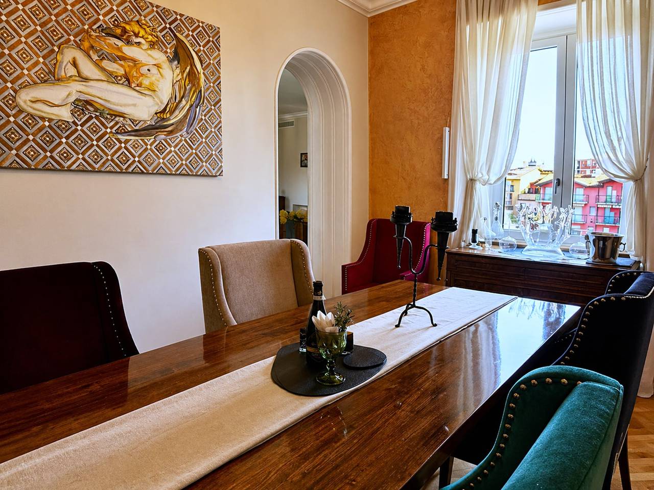 Ganze Wohnung, Geräumige Wohnung in der Nähe des Lago Maggiore in Luino, Comune di Luino