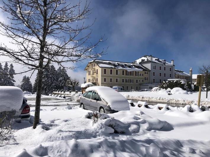 Gîte pour 6 personnes, avec jardin et vue à Pugny-Chatenod - 4