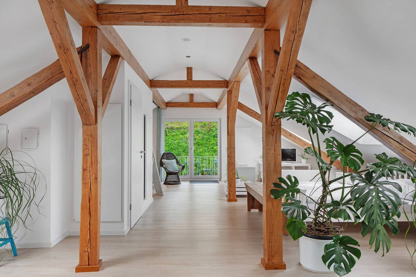 Ganzes Studio, Einzimmerapartment 'Engelsloft' mit Balkon und Wi-Fi in Endingen, Kaiserstuhl