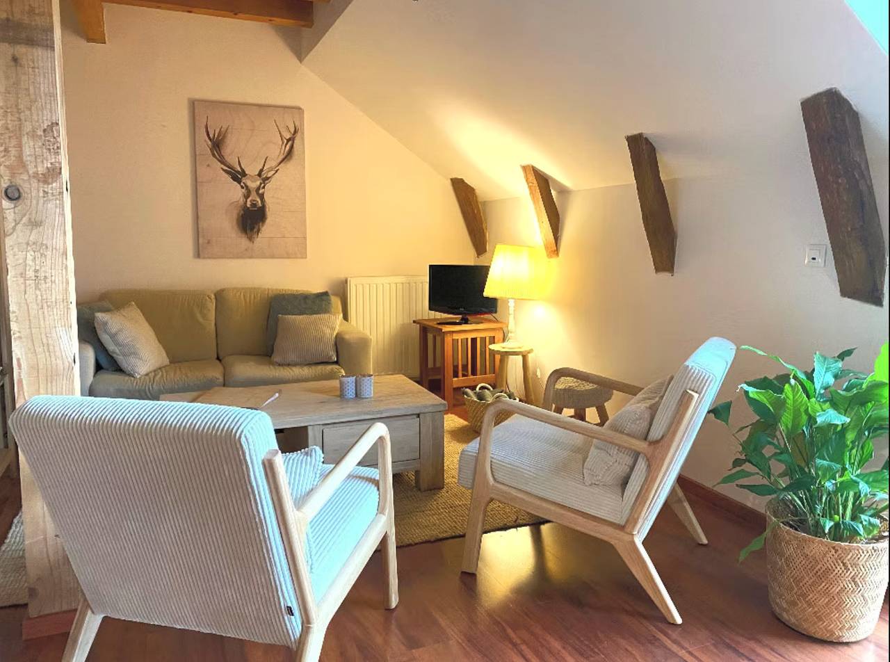 Appartement entier, Clos Saint Sauves - Crocus in Saint-Sauves-d'Auvergne, Parc naturel régional des Volcans d'Auvergne