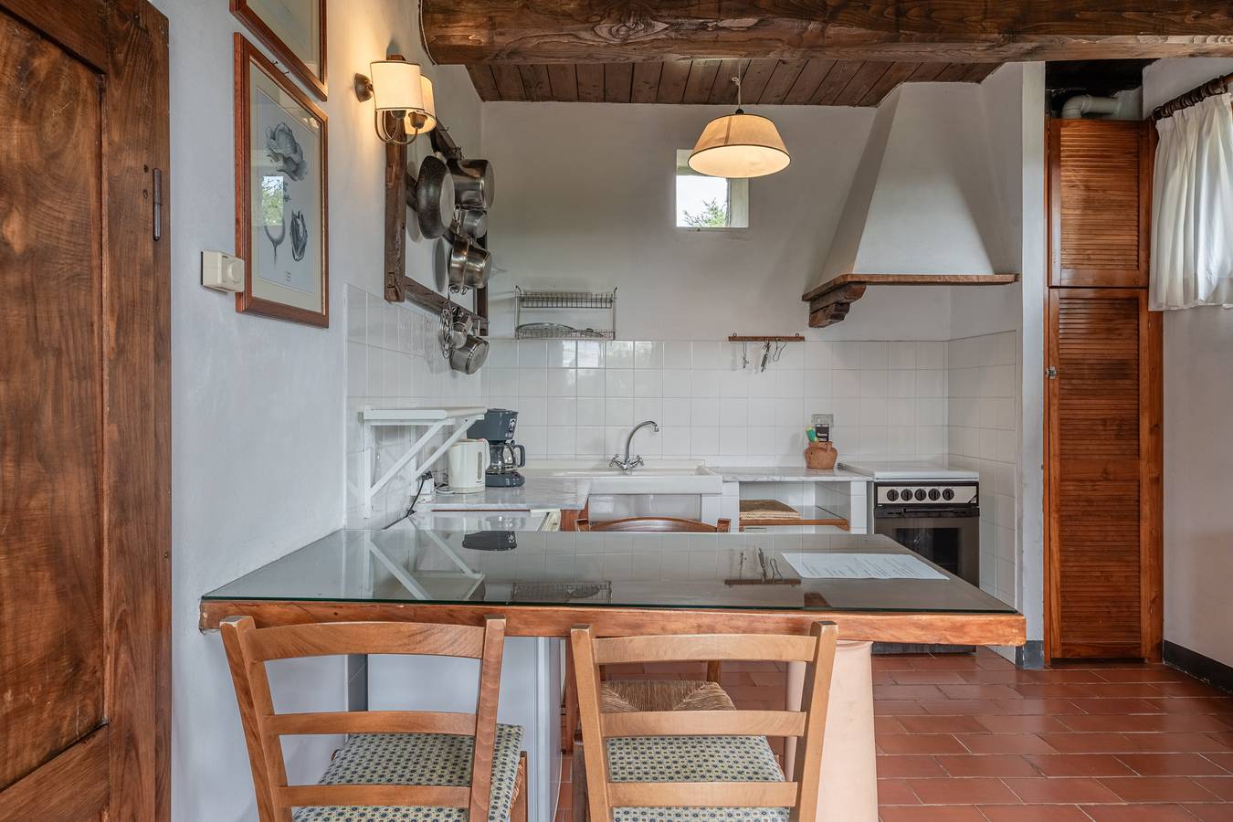 Entire apartment, Apartment 'Cima A Zano' with Mountain View, Shared Pool and Wi-Fi in Pescia, Pistoia Province