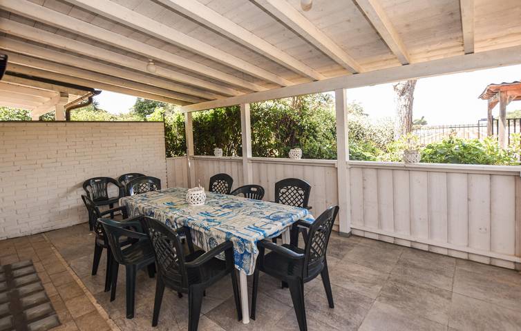 Cozy Apartment with Terrace, Parking & WiFi - Near River & Coastline in Tarquinia, Viterbo Province