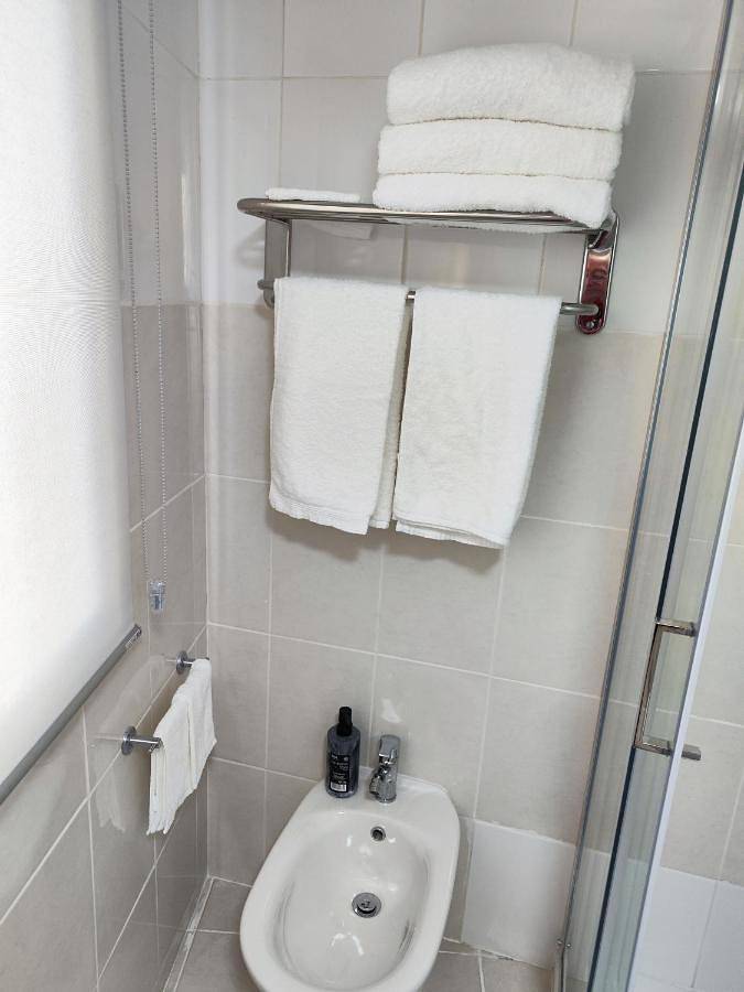 Gîte pour 4 personnes, avec piscine ainsi que vue et terrasse à Gouveia - 4