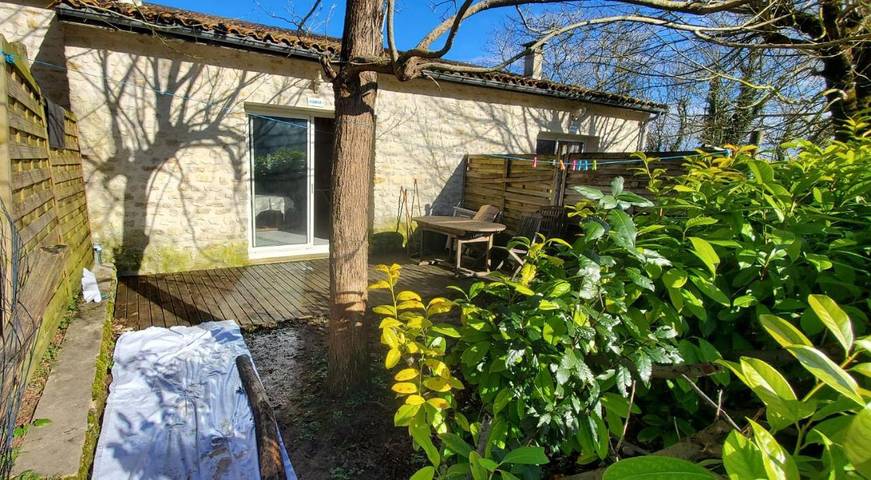 Location de vacances pour 4 personnes dans Bignac