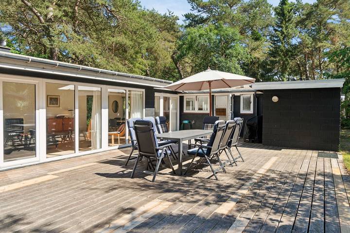 Ferienhaus für 8 Personen, mit Terrasse und Sauna sowie Seeblick auf Bornholm - 2