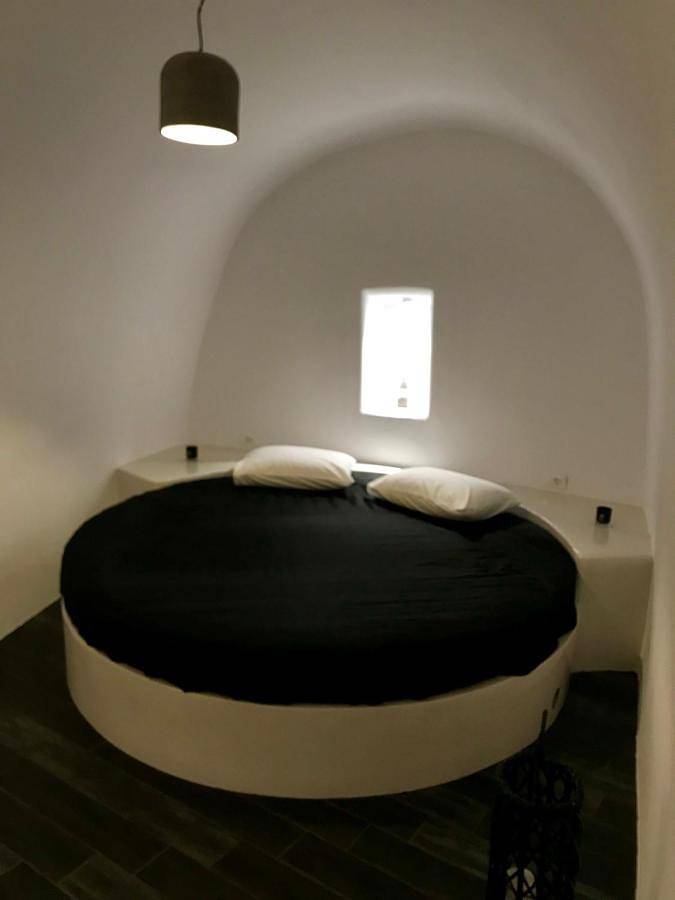 Gîte pour 2 personnes, avec vue ainsi que jardin et piscine, animaux acceptés à Megalochori - 4