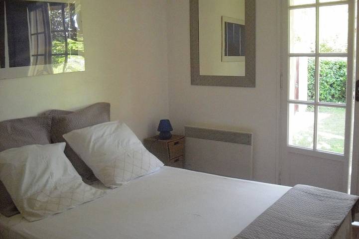 Villa pour 8 personnes, avec jardin, animaux acceptés à Saint-Paul-de-Vence - 4