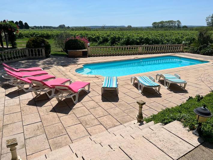 Location de vacances pour 10 personnes, avec vue ainsi que jardin et piscine à Coursan - 3