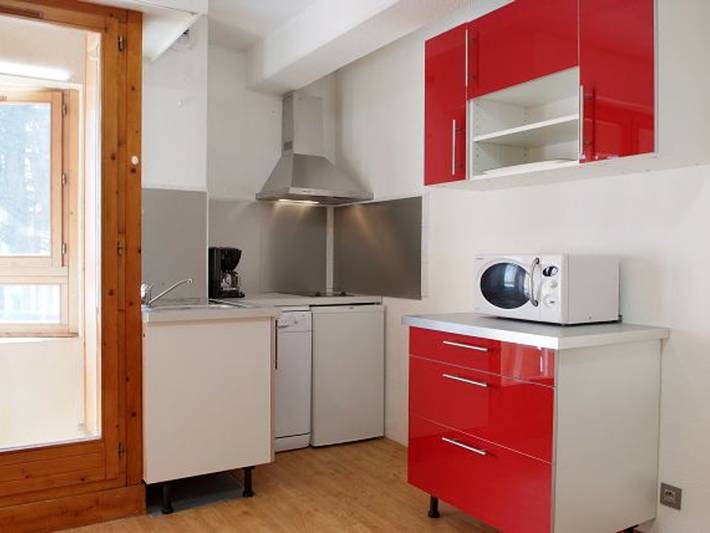 Gîte pour 4 personnes, avec balcon dans Casino De Brides Les Bains - 2
