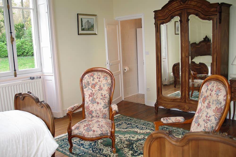 Chateau Du Mas - Classic, Elegant, Beautiful in Dignac, Charente