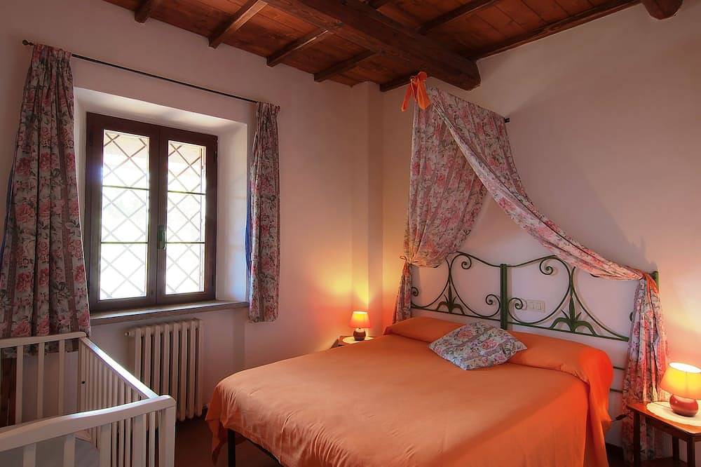 Ganze Wohnung, Wohnungen mit Pool in der Nähe von Assisi. Wifi, Bio-Garten und kostenlosen Wein. in Torgiano, Perugia Provinz