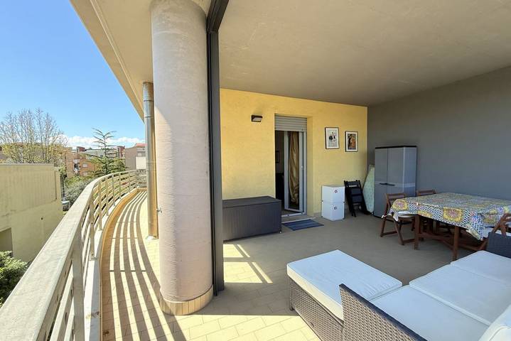 Appartement entier, Appartement de vacances pour 5 personnes avec balcon/terrasse in Senigallia, Senigallia (Commune)