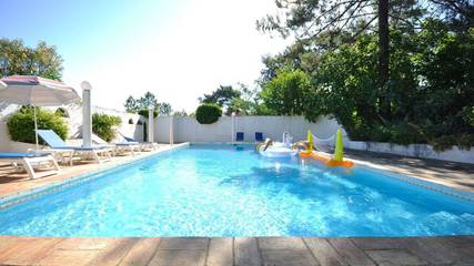 Ferienhaus für 4 Personen, mit Garten und Pool in Faro