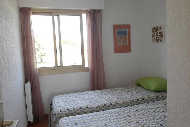 Gîte pour 4 personnes, avec terrasse dans Plage de l'Argentière - 2