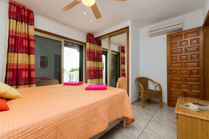 Villa pour 14 personnes, avec piscine et balcon à Playa de las Américas - 2