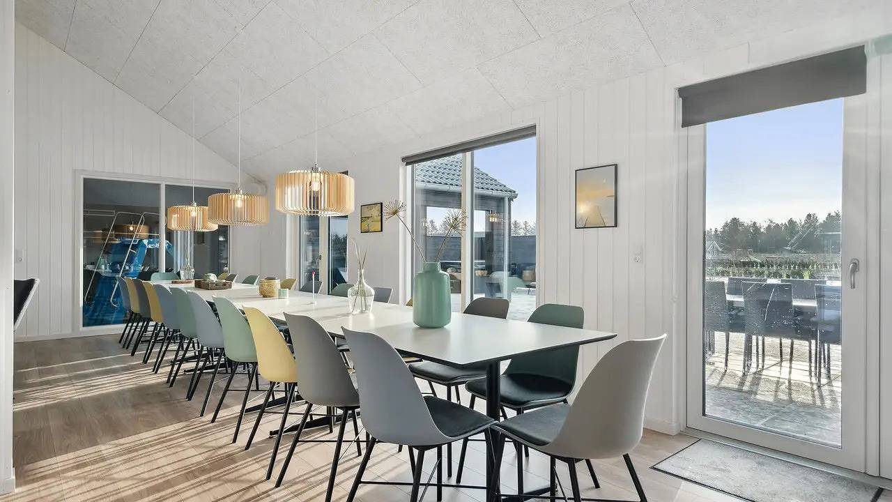 Ferienhaus für 24 Personen (292 m²) in Ivenack in Ivenack, Mecklenburgische Seenplatte