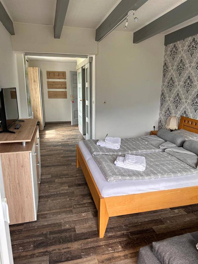Ferienhaus für 3 Personen, mit Balkon und Garten sowie Ausblick, mit Haustier in Gesäuse