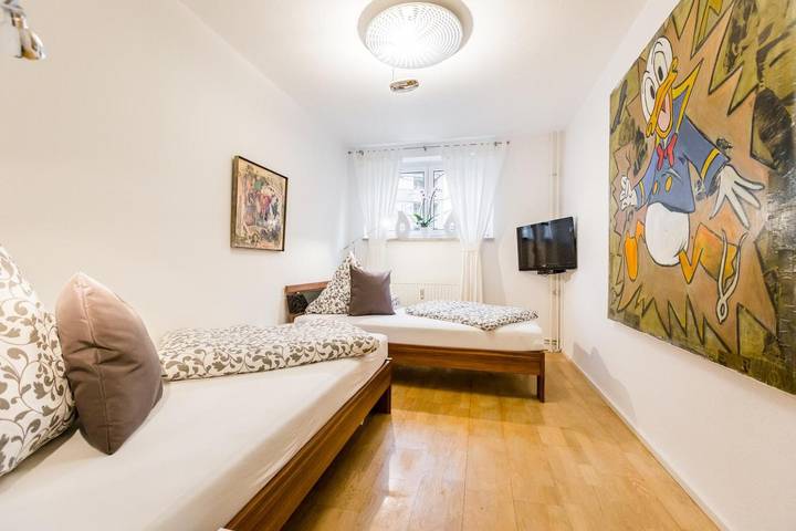 Ferienwohnung für 5 Personen, mit Balkon in Köln