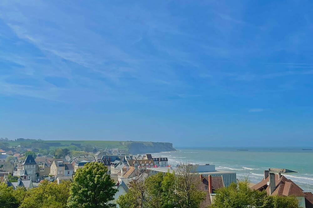 Entire apartment, Bellavista #2 x Parking in Arromanches-les-Bains, Bayeux region