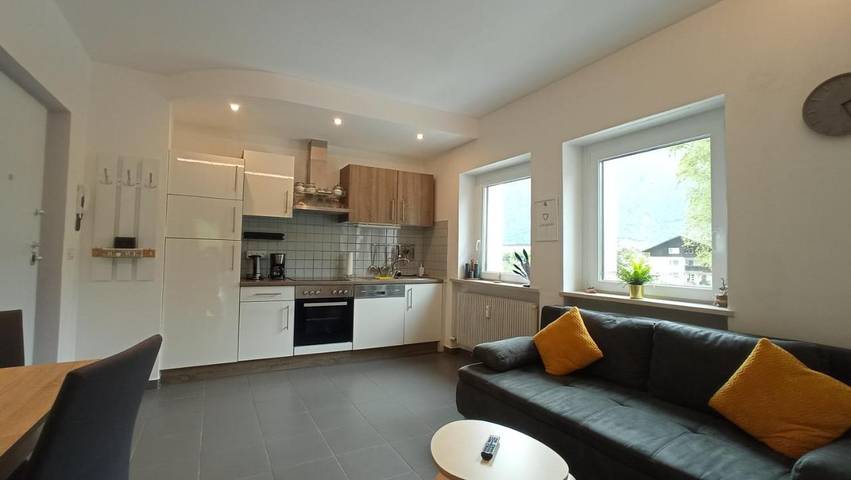 Ferienwohnung für 4 Personen, mit Terrasse und Ausblick - 1