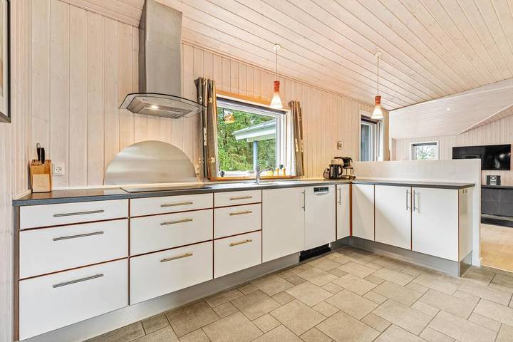 Beautiful holiday home for 8 people with games room in Blavand, Varde Region