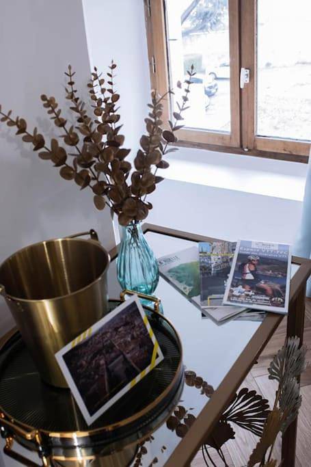 Gîte pour 2 personnes, avec jacuzzi dans Saint-Étienne - 4