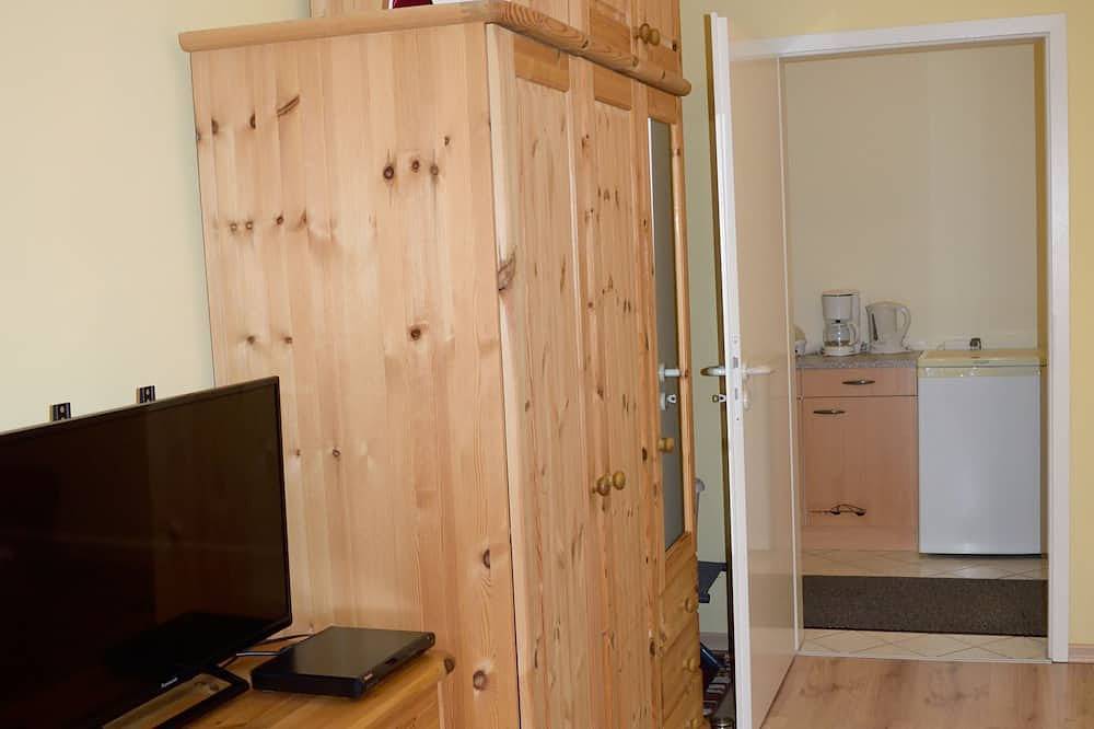 Ganze Wohnung, Gästezimmer mit Küche und Badezimmer für 2-4 Personen in Strandnähe. in Ostfehmarn, Puttgarden