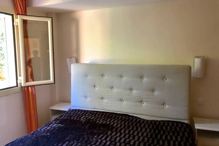 Ferienwohnung für 4 Personen, mit Garten und Pool sowie Terrasse in Cala Anguila - 2