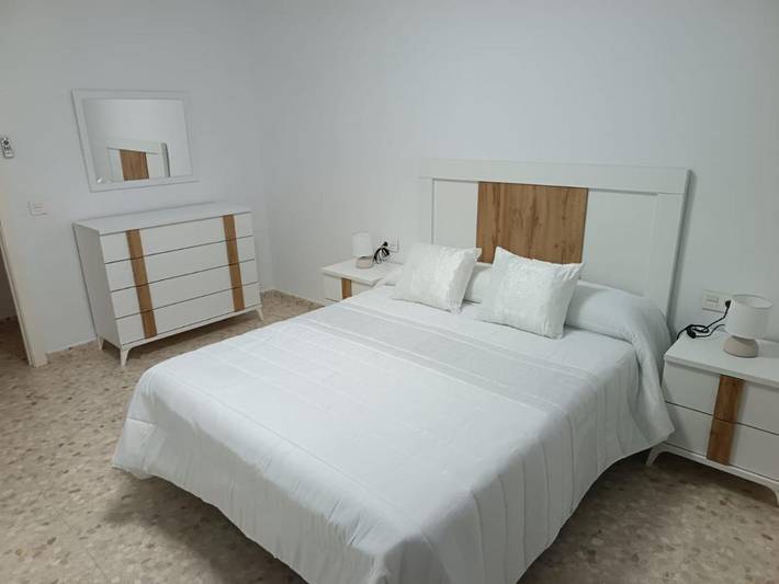 Gîte pour 4 personnes, avec vue et terrasse à Lora del Río - 4