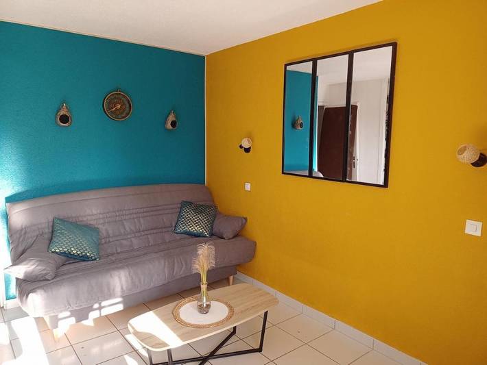 Appartement de vacances pour 4 personnes, avec jardin ainsi que piscine et bassin pour enfant