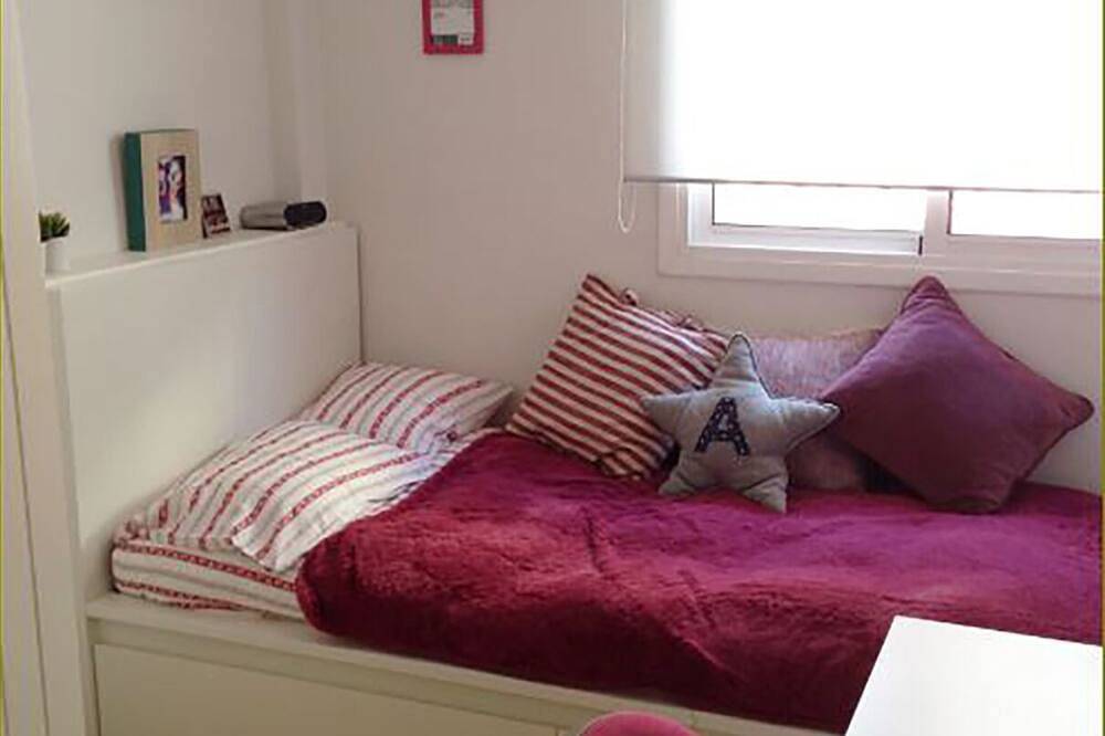 Apartamento entero, Appartement très tranquille avec piscine à côté de Barcelone in San Cugat del Vallés, Interior de Barcelona